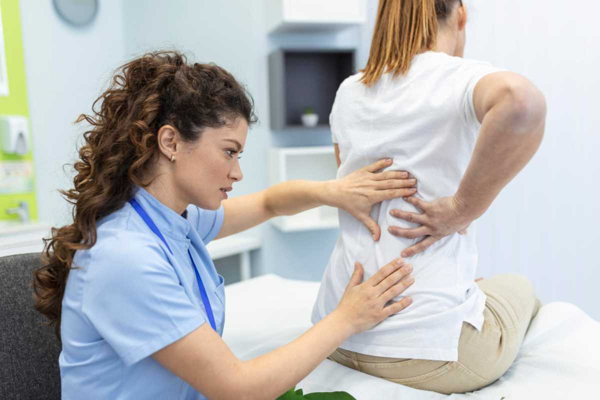 A Coluna que Suporta a Vida: A Busca por Especialistas em um Brasil com Dores nas Costas