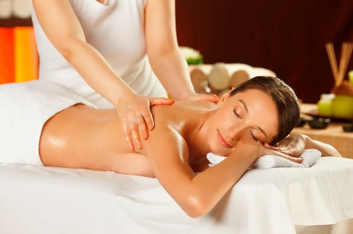 Profissionais de massagem em Campina Grande impulsionam mercado de terapias alternativas