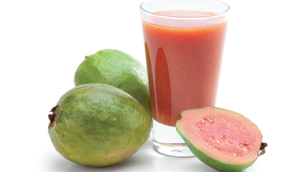 Pesquisa: suco de goiaba combate anemia