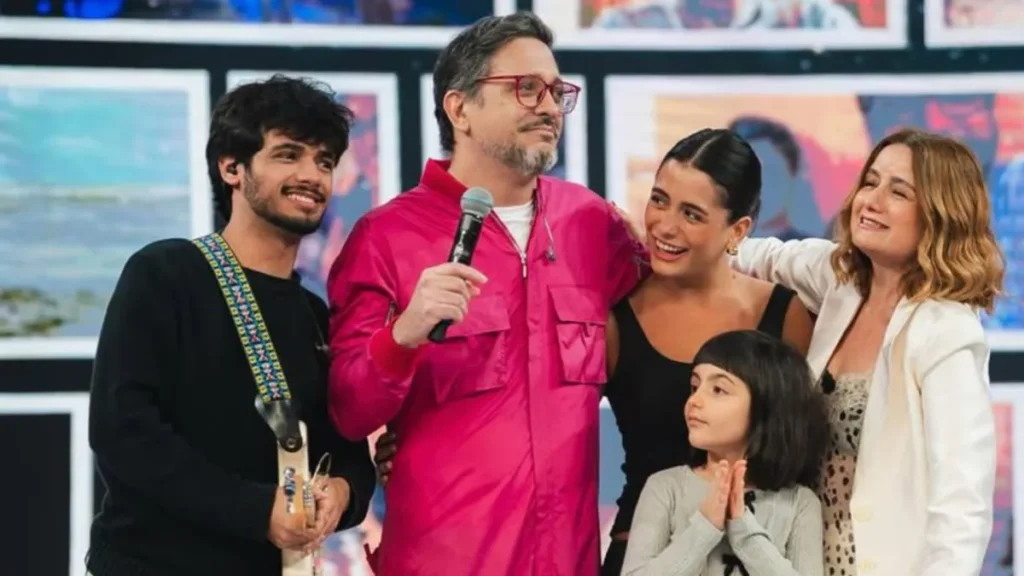 Lúcio Mauro Filho descobre câncer em exame de rotina Lúcio Mauro Filho descobre câncer em exame de rotina